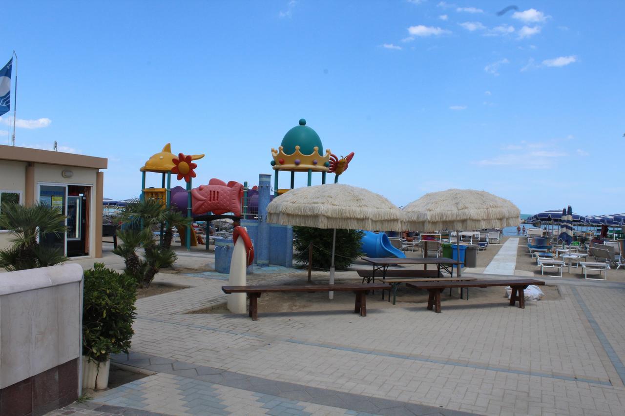 Hotel American Μπελάρια-Ιτζέα Μαρίνα Εξωτερικό φωτογραφία